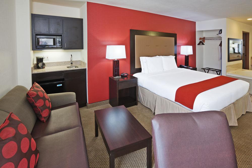 Holiday Inn Express & Suites Oklahoma City Northwest By Ihg Exterior photo