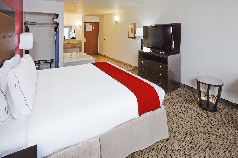 Holiday Inn Express & Suites Oklahoma City Northwest By Ihg Exterior photo