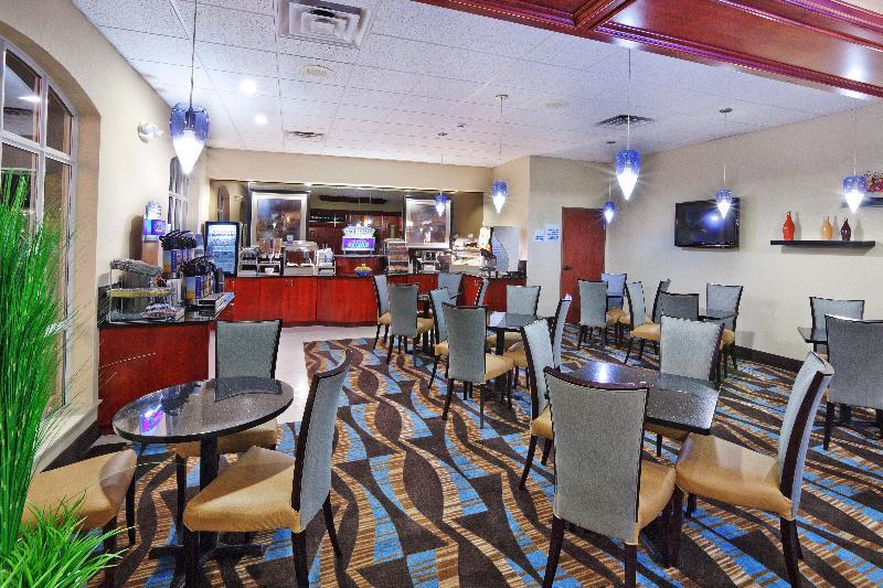 Holiday Inn Express & Suites Oklahoma City Northwest By Ihg Exterior photo
